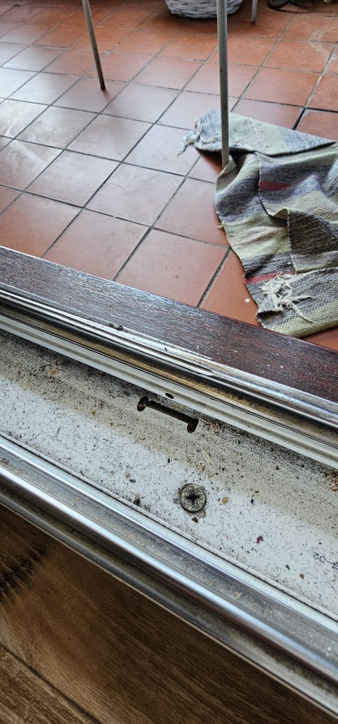 Sliding Door Damaged Tracks E14
